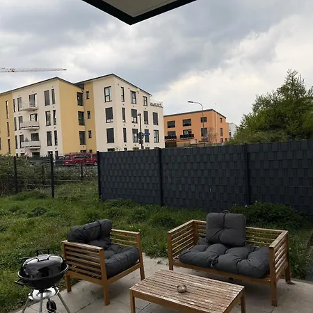 Very Place To With A Garden And Terrace Apartment